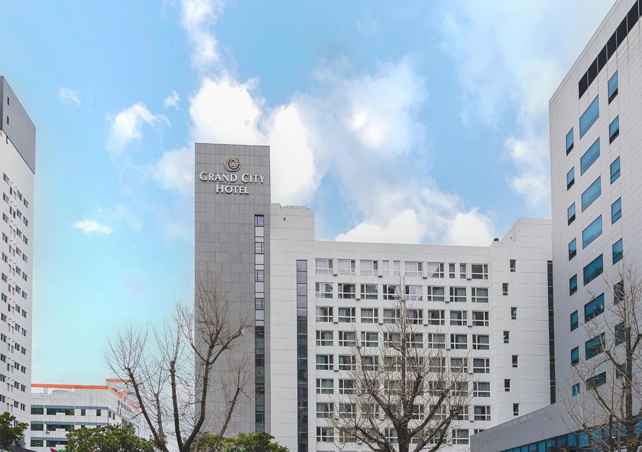 Grand City Hotel Changwon Exterior photo