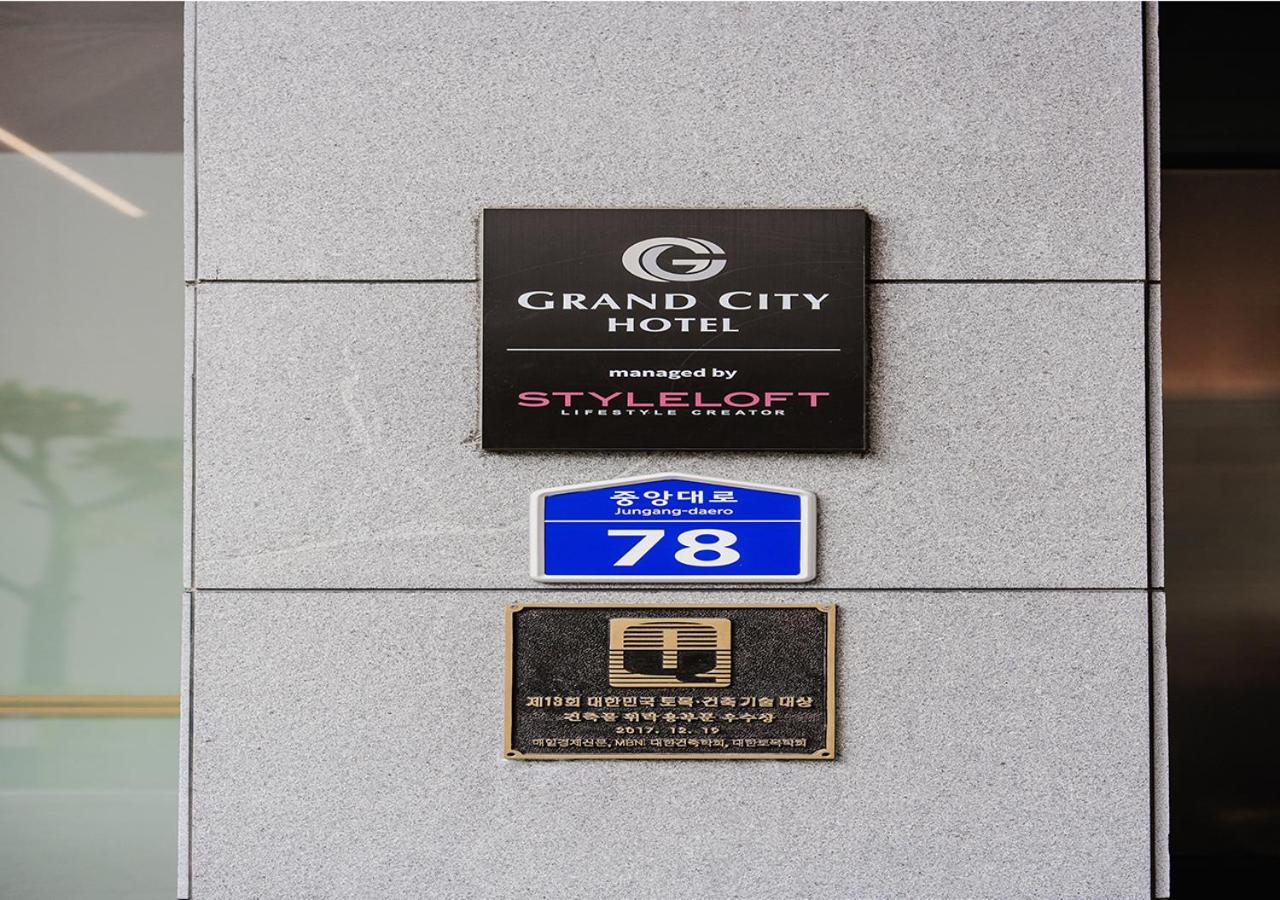 Grand City Hotel Changwon Exterior photo