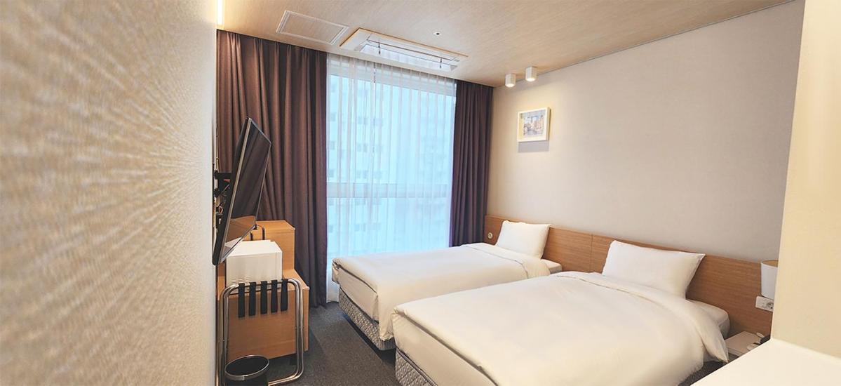 Grand City Hotel Changwon Exterior photo